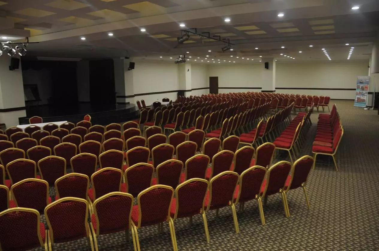 UTOPIA_SHABAVIZ (17).jpg